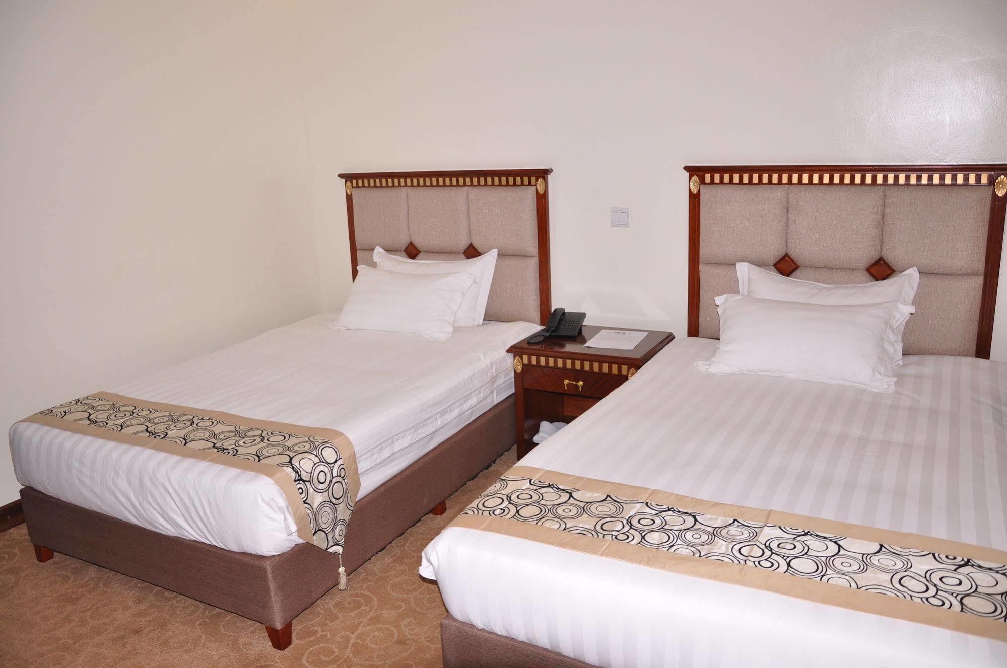 Great Seasons Hotel Kigali Eksteriør bilde