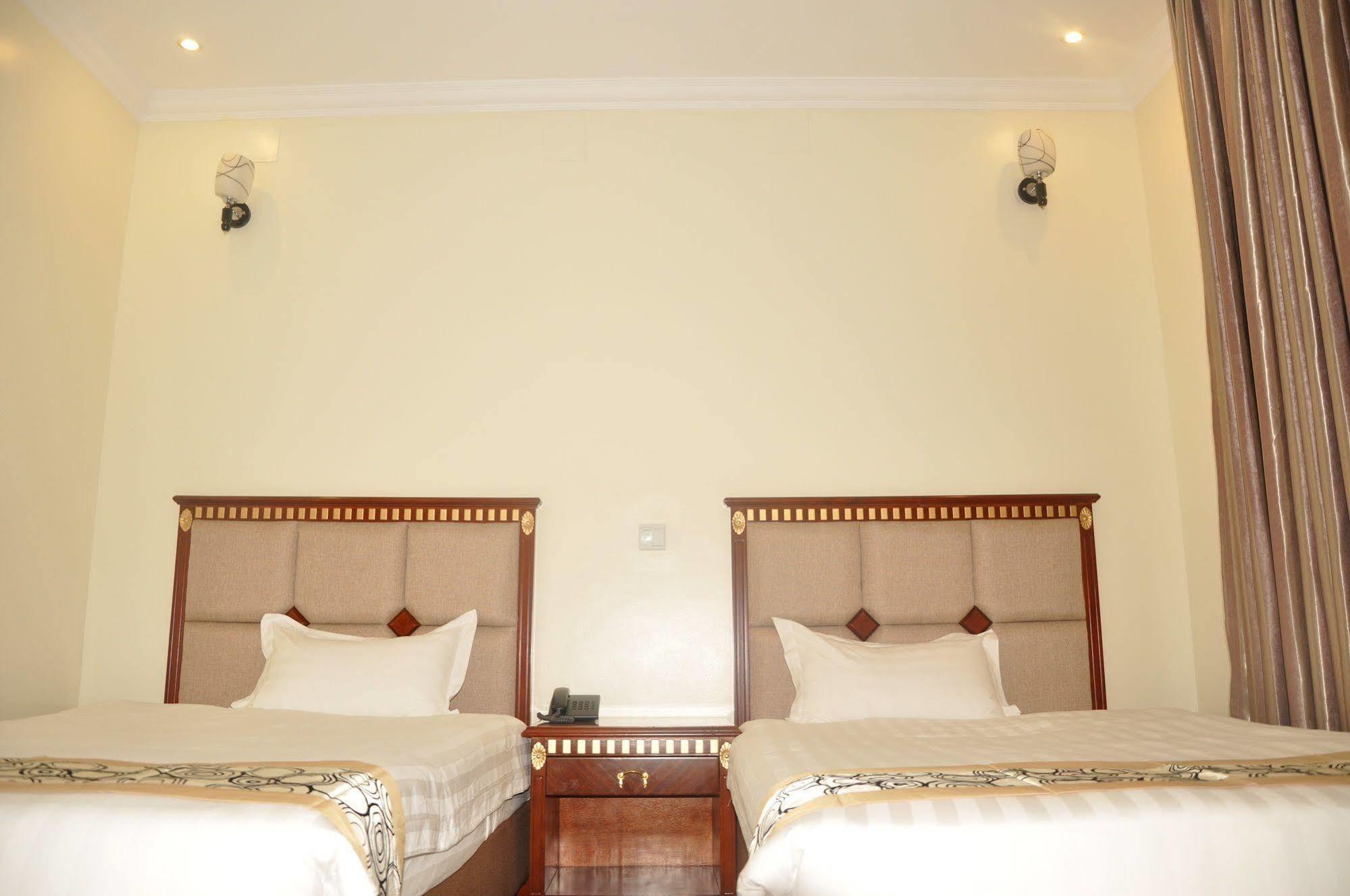 Great Seasons Hotel Kigali Eksteriør bilde
